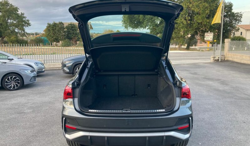 
 Audi Q3 Sportback 35 2.0 tdi S line edition s-tronic full									