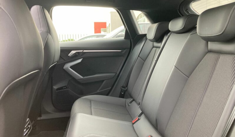 
 Audi A3 Sportback 35 2.0 tdi S line Edition s-tronic full									