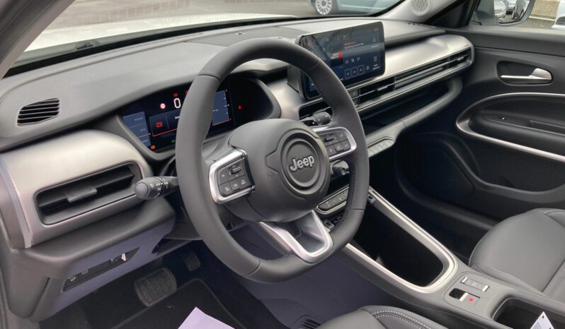 
 Jeep Avenger 1.2 turbo e-hybrid mhev Summit fwd 110cv edct6 full									