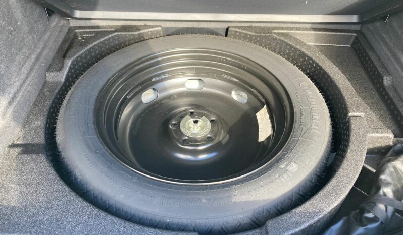 
 Audi Q3 2.0 tdi 140cv full									