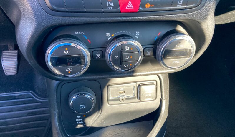 
 Jeep Renegade 2.0 mjt Limited 4wd 140cv full									