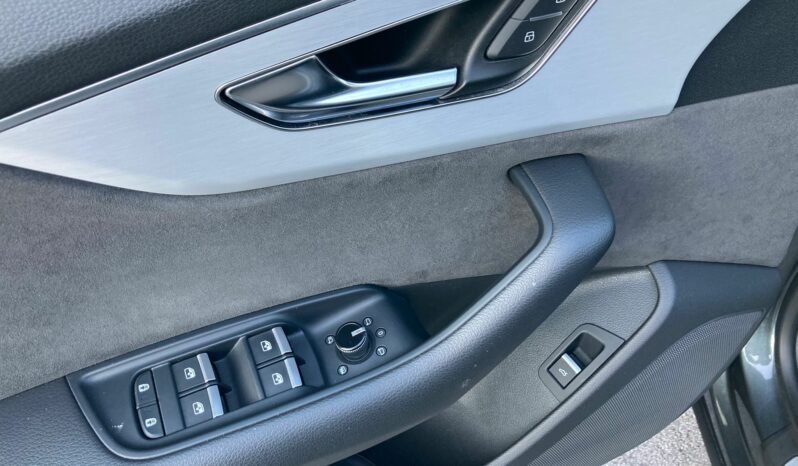 
 Audi Q8 50 3.0 tdi mhev Sport quattro tiptronic full									