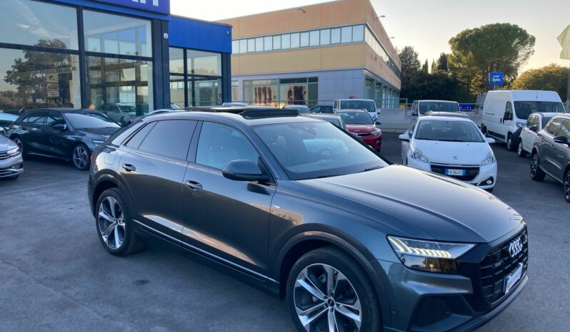 
 Audi Q8 50 3.0 tdi mhev Sport quattro tiptronic full									