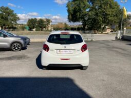 
 Peugeot 208 5p 1.2 puretech Active 82cv full									