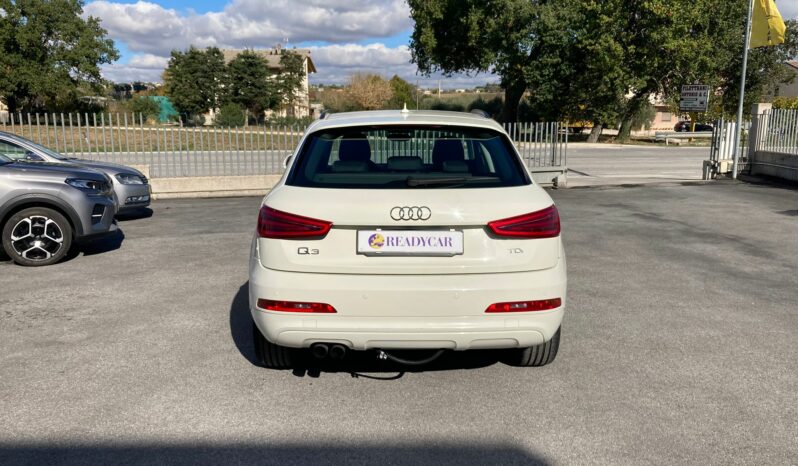 
 Audi Q3 2.0 tdi 140cv full									