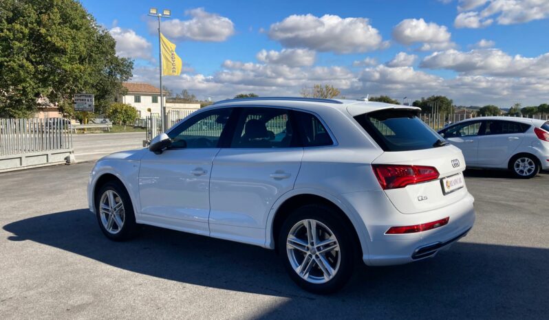
 Audi Q5 40 2.0 tdi S line Plus quattro 190cv s-tronic full									