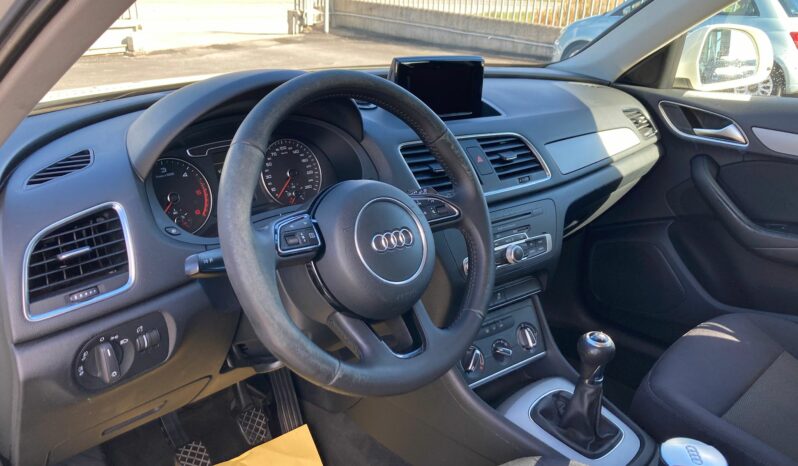 
 Audi Q3 2.0 tdi 140cv full									