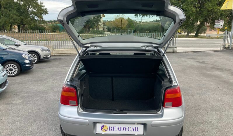 
 Volkswagen Golf IV 5p 1.9 tdi Comfortline 100cv *QUARTA SERIE* full									
