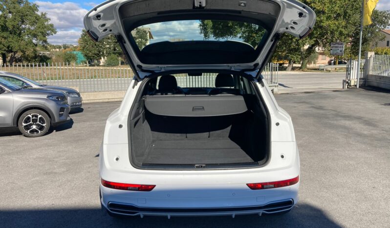 
 Audi Q5 40 2.0 tdi S line Plus quattro 190cv s-tronic full									