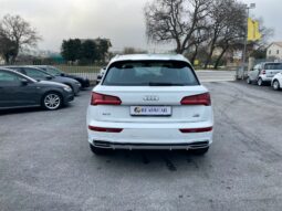 
 Audi Q5 40 2.0 tdi S line Plus quattro 190cv s-tronic full									