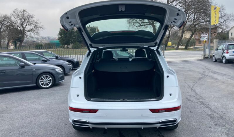 
 Audi Q5 40 2.0 tdi S line Plus quattro 190cv s-tronic full									