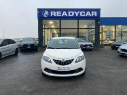 Lancia Ypsilon 1.0 firefly hybrid Silver s&s