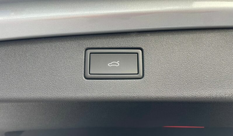 
 Volkswagen Tiguan 2.0 TDI 150 CV DSG Edition Plus full									