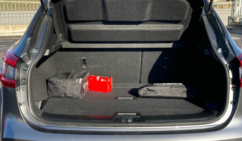 
 Nissan Qashqai 1.6 dci Tekna+ 4wd 130cv full									