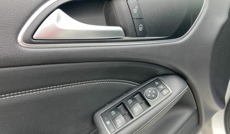 
 Mercedes-Benz B 200 d (cdi) Sport 4matic auto full									