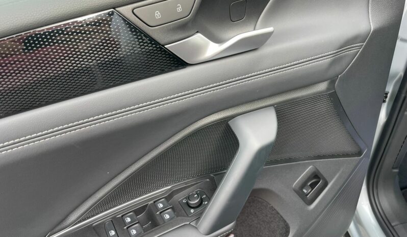 
 Volkswagen Tiguan 2.0 TDI 150 CV DSG Edition Plus full									