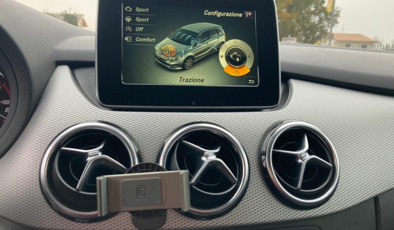 
 Mercedes-Benz B 200 d (cdi) Sport 4matic auto full									