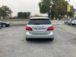 
 Mercedes-Benz B 200 d (cdi) Sport 4matic auto full									