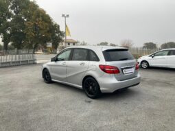 
 Mercedes-Benz B 200 d (cdi) Sport 4matic auto full									