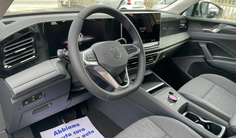 
 Volkswagen Tiguan 2.0 TDI 150 CV DSG Edition Plus full									