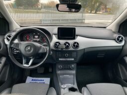 
 Mercedes-Benz B 200 d (cdi) Sport 4matic auto full									