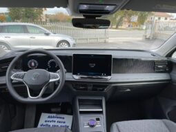 
 Volkswagen Tiguan 2.0 TDI 150 CV DSG Edition Plus full									