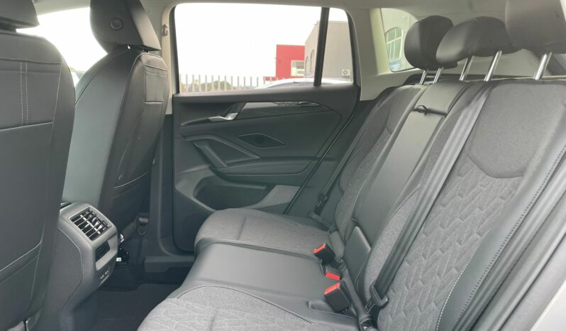 
 Volkswagen Tiguan 2.0 TDI 150 CV DSG Edition Plus full									