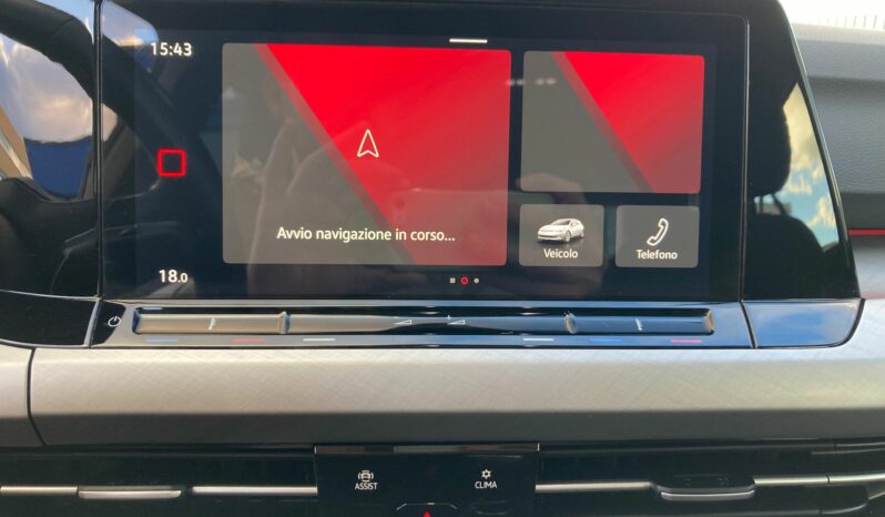 
 Volkswagen Golf VIII 1.5 tgi Life 130cv full									