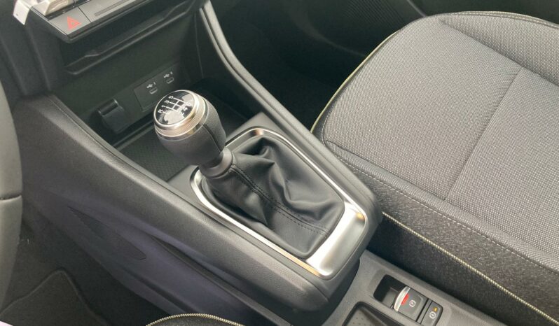 
 Renault Captur 1.0 eco-g Techno 100cv full									