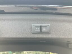 
 Audi Q3 35 2.0 tdi Identity Black s-tronic full									