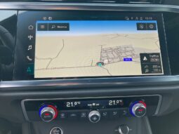 
 Audi Q3 35 2.0 tdi Identity Black s-tronic full									