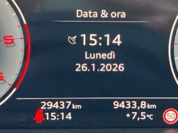 
 Audi Q3 35 2.0 tdi Identity Black s-tronic full									