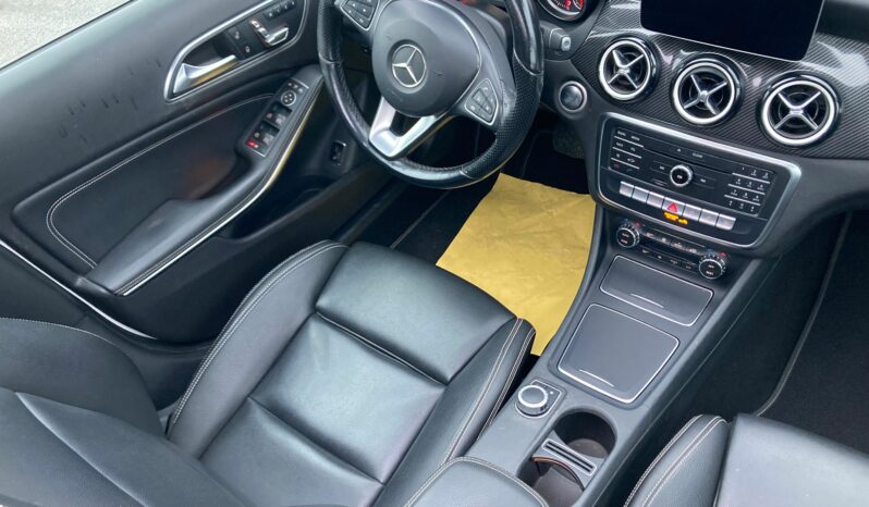 
 Mercedes-Benz GLA 200 d Premium 4matic auto PACCHETTO NIGHT full									