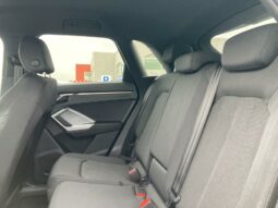 
 Audi Q3 35 2.0 tdi Identity Black s-tronic full									