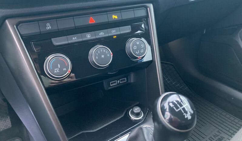 
 Volkswagen T-Roc 1.6 tdi Style full									