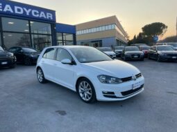 
 Volkswagen Golf VII 1.6 tdi Highline full									