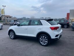 
 Volkswagen T-Roc 1.6 tdi Style full									