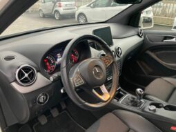 
 Mercedes-Benz B 180 d (cdi) Sport full									