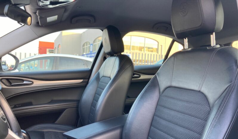 
 Alfa Romeo Stelvio 2.2 t Business rwd 180cv auto full									