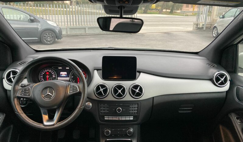 
 Mercedes-Benz B 180 d (cdi) Sport full									