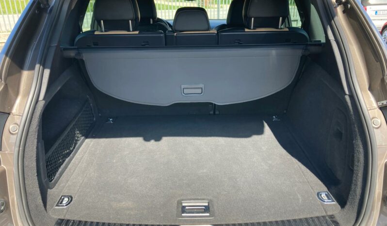 
 Porsche Cayenne 3.0 tiptronic full									