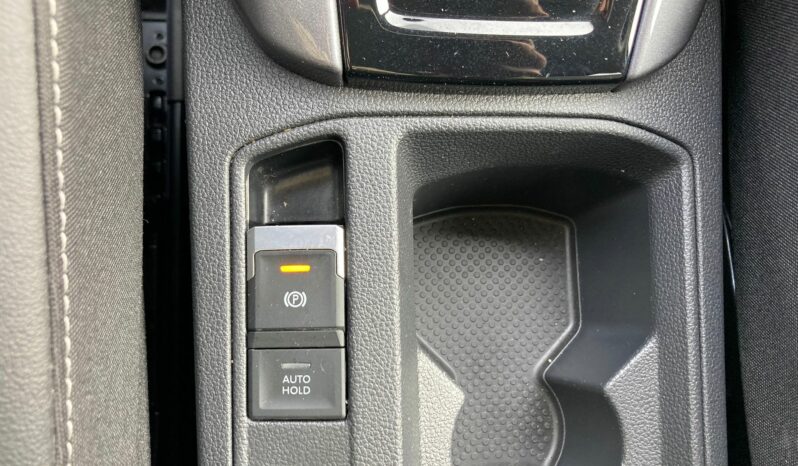 
 Volkswagen T-Roc 1.0 tsi Style 110cv full									