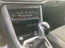 
 Volkswagen T-Roc 1.0 tsi Style 110cv full									