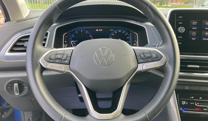 
 Volkswagen T-Roc 1.0 tsi Style 110cv full									
