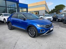 
 Volkswagen T-Roc 1.0 tsi Style 110cv full									