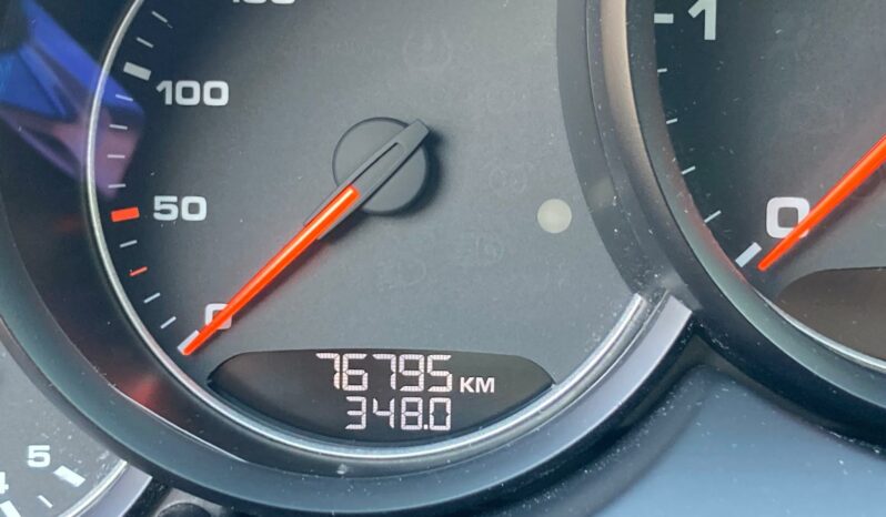 
 Porsche Cayenne 3.0 tiptronic full									