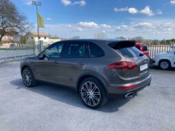 
 Porsche Cayenne 3.0 tiptronic full									