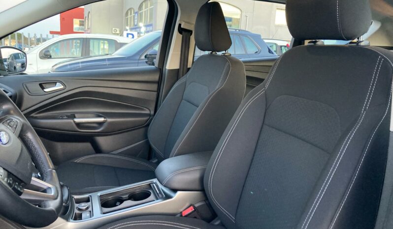 
 Ford Kuga 1.5 tdci Business s&s full									