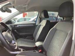 
 Volkswagen T-Roc 1.0 tsi Style 110cv full									