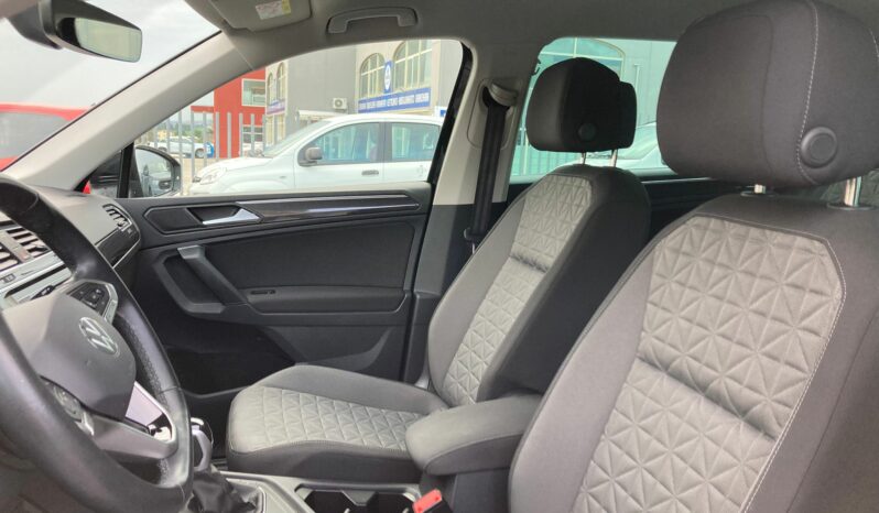 
 Volkswagen Tiguan II 2021 1.5 tsi Life 150cv dsg full									